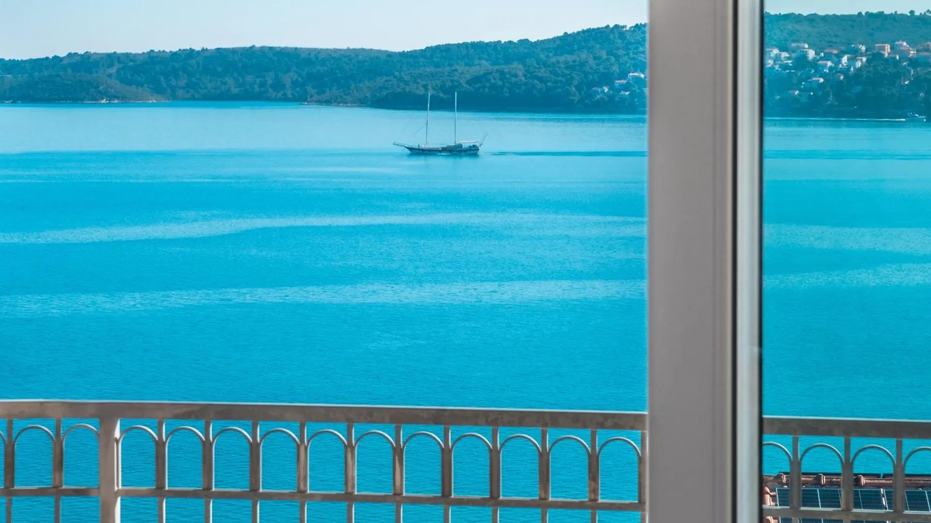 Apartments More Trogir