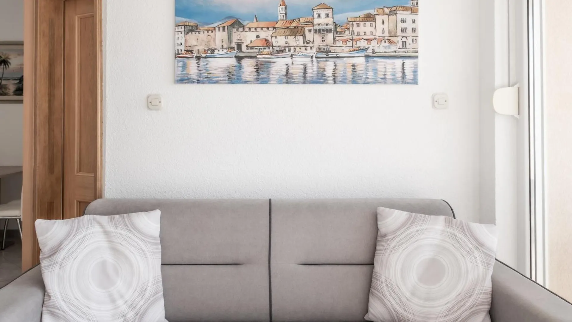 Apartments More Trogir