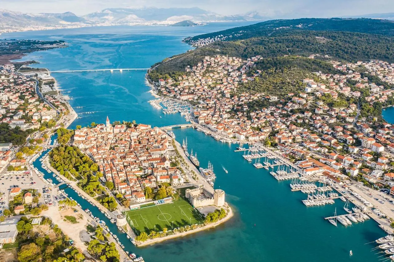 Apartments More Trogir Kroatien